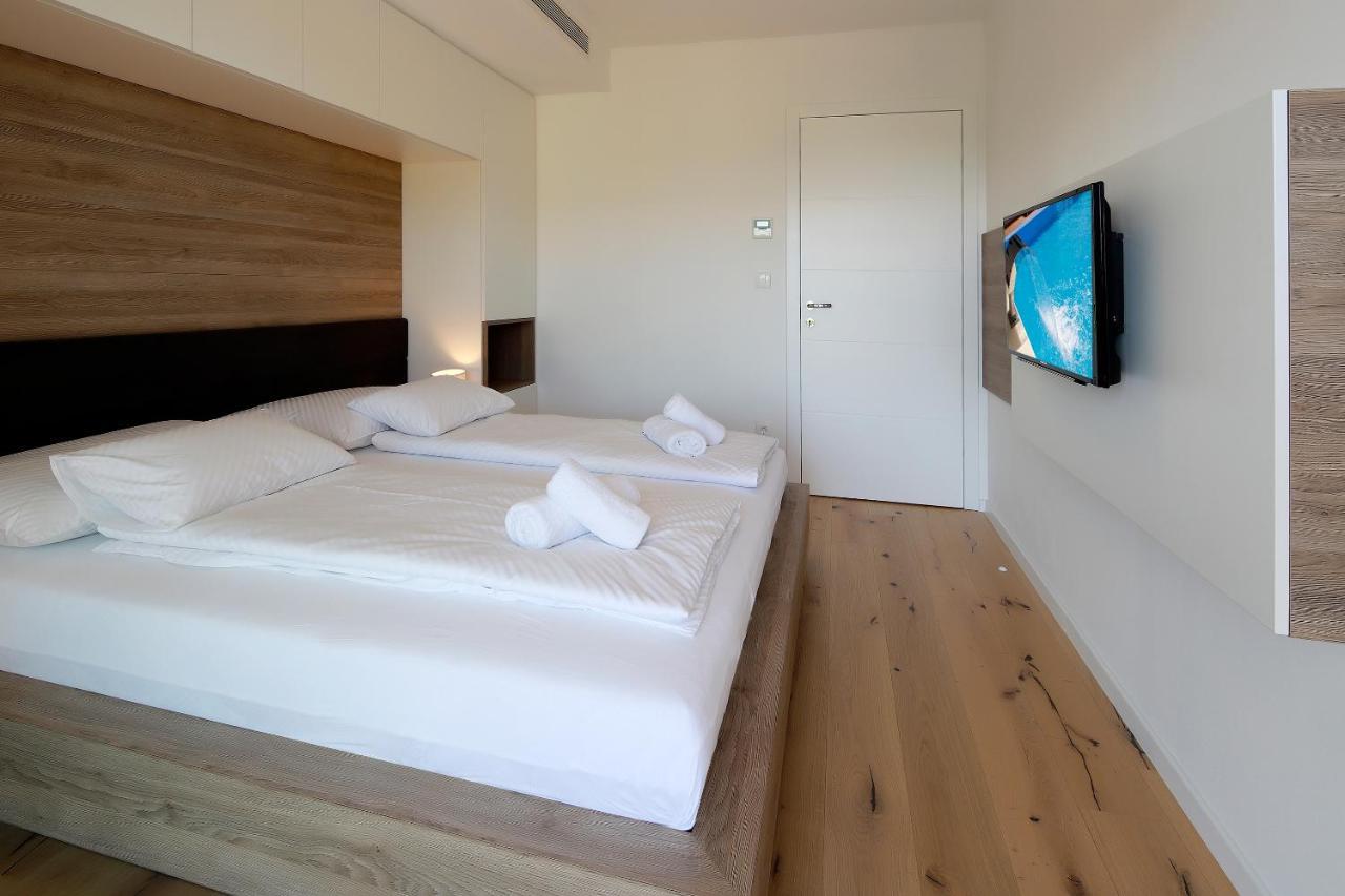 Modena Maris-Heated Pool-Grill-Relax-Jacuzzi Apartments Ičići Extérieur photo